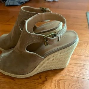 Summer/ Fall tan suede wedge size 8.5